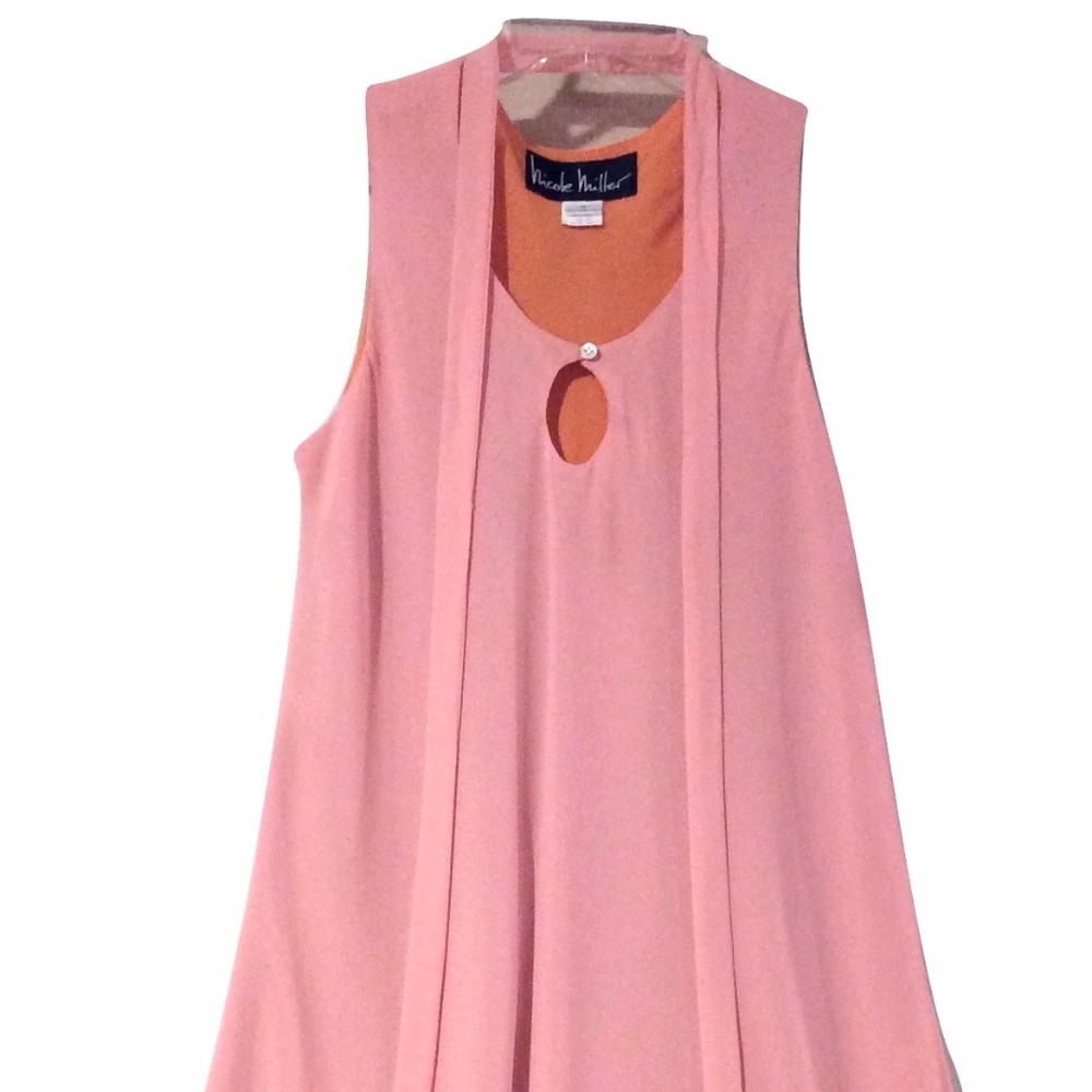 Nicole Miller sleeveless keyhole dress wit…
